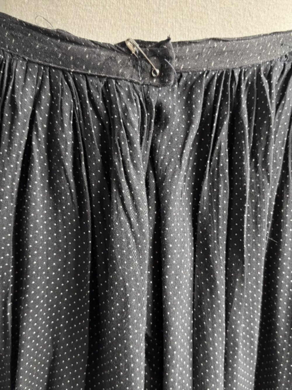Vintage Hungarian Handmade Full Folk Dance Skirt - Picture 7 of 14